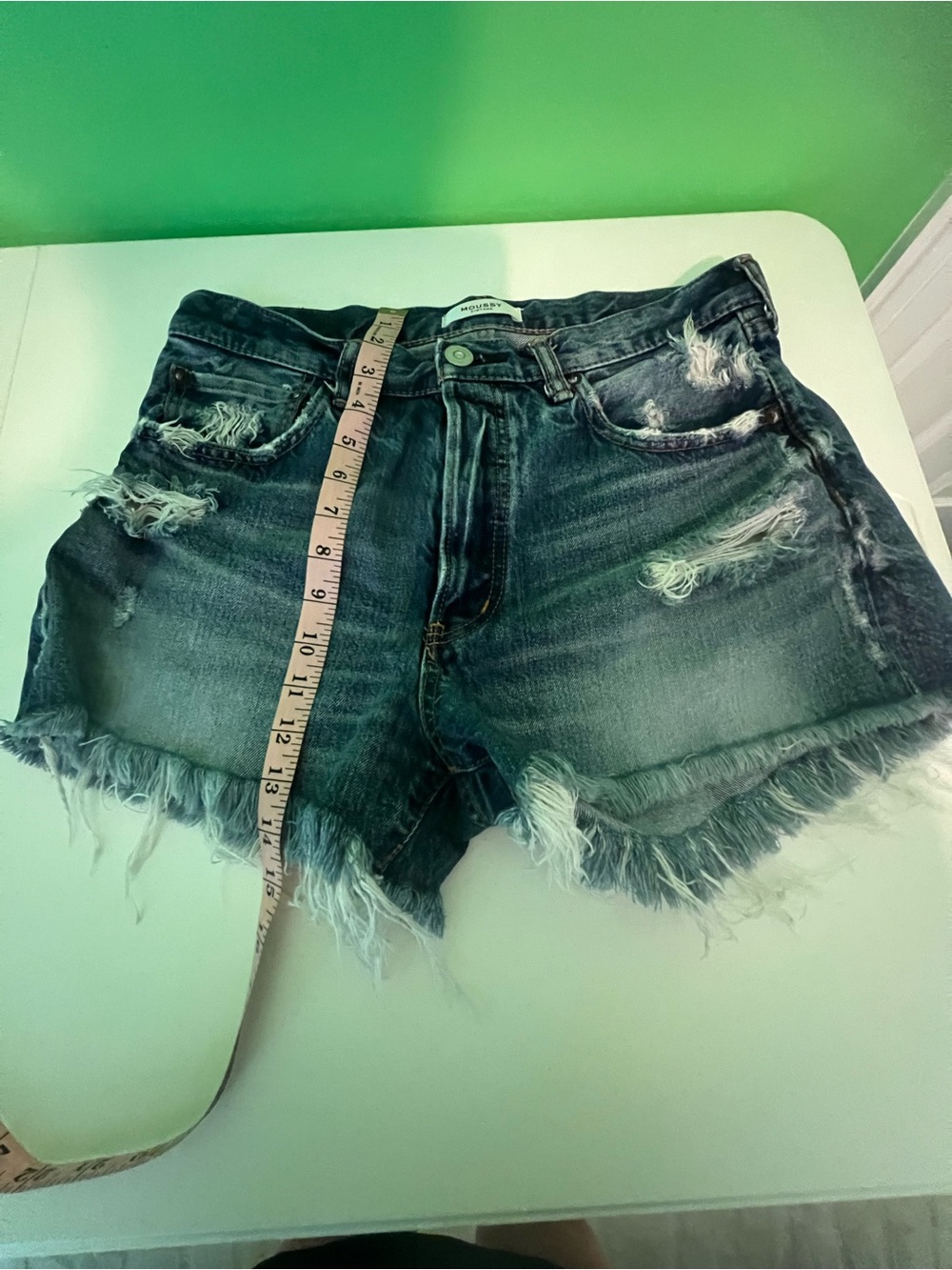 Moussy Distressed Frayed Hem Denim Shorts - Dark Blue